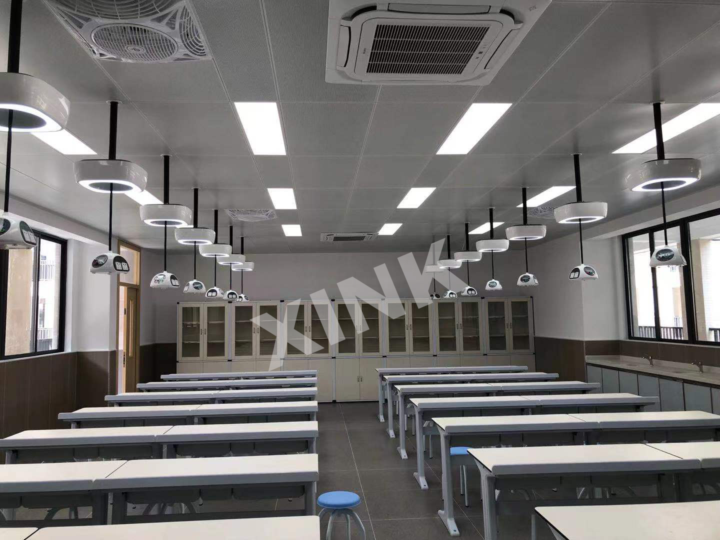 <a href='http://m.ea-led.com/' target='1' style='font-size:14px; font-weight:bold; color:#0080ff;'>物理實驗室</a>