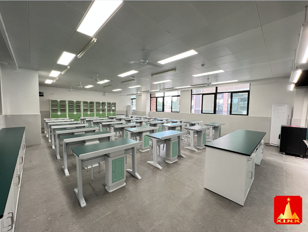 <a href='http://m.ea-led.com/' target='1' style='font-size:14px; font-weight:bold; color:#0080ff;'>物理實驗室</a>