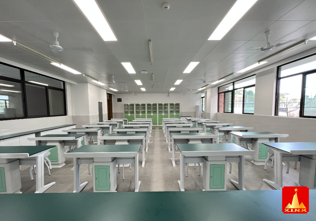 全鋁<a href='http://m.ea-led.com/' target='1' style='font-size:14px; font-weight:bold; color:#0080ff;'>物理實驗室</a>