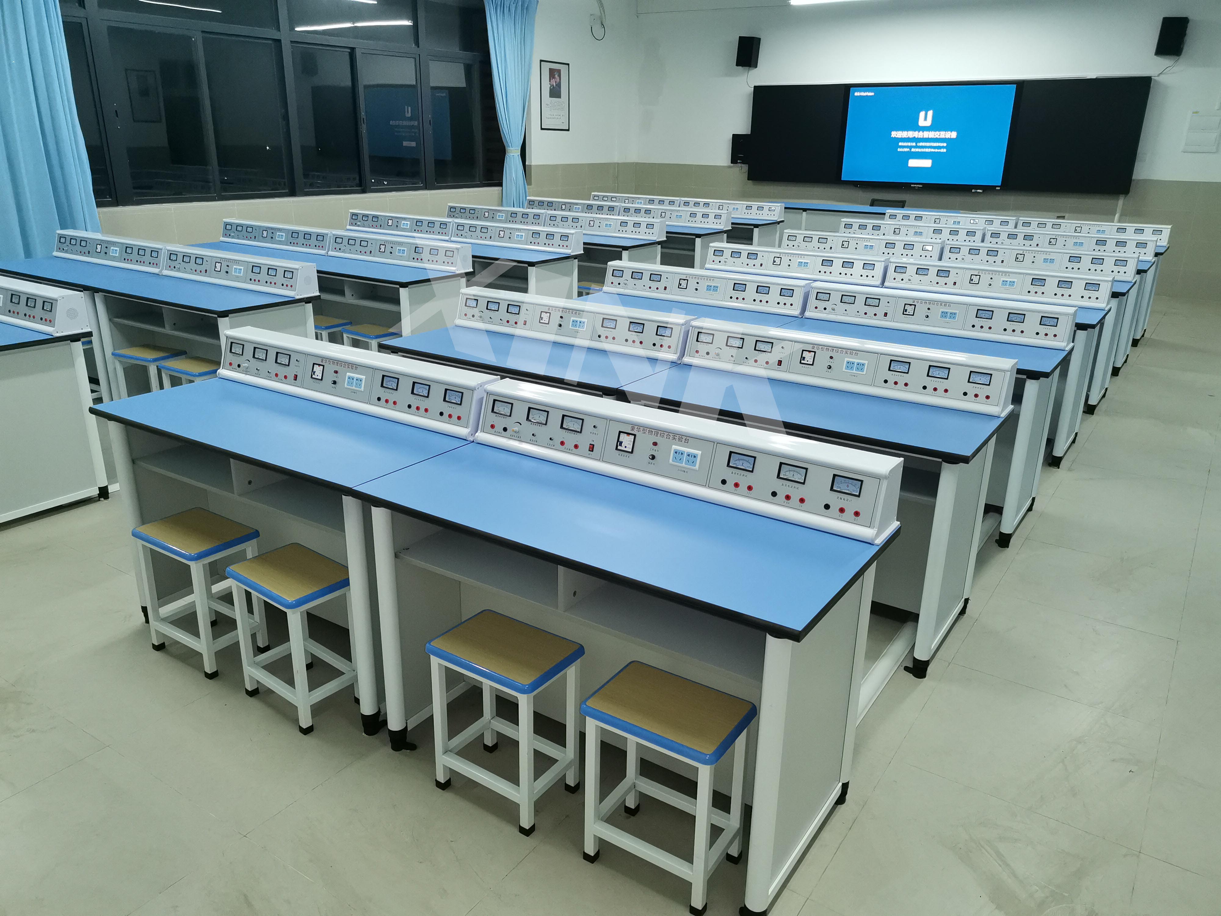 電學(xué)<a href='http://m.ea-led.com/' target='1' style='font-size:14px; font-weight:bold; color:#0080ff;'>物理實(shí)驗(yàn)室</a>