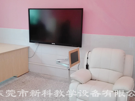 <a href='http://m.ea-led.com' target='1' style='font-size:14px; font-weight:bold; color:#0080ff;'>心理咨詢室</a>布置